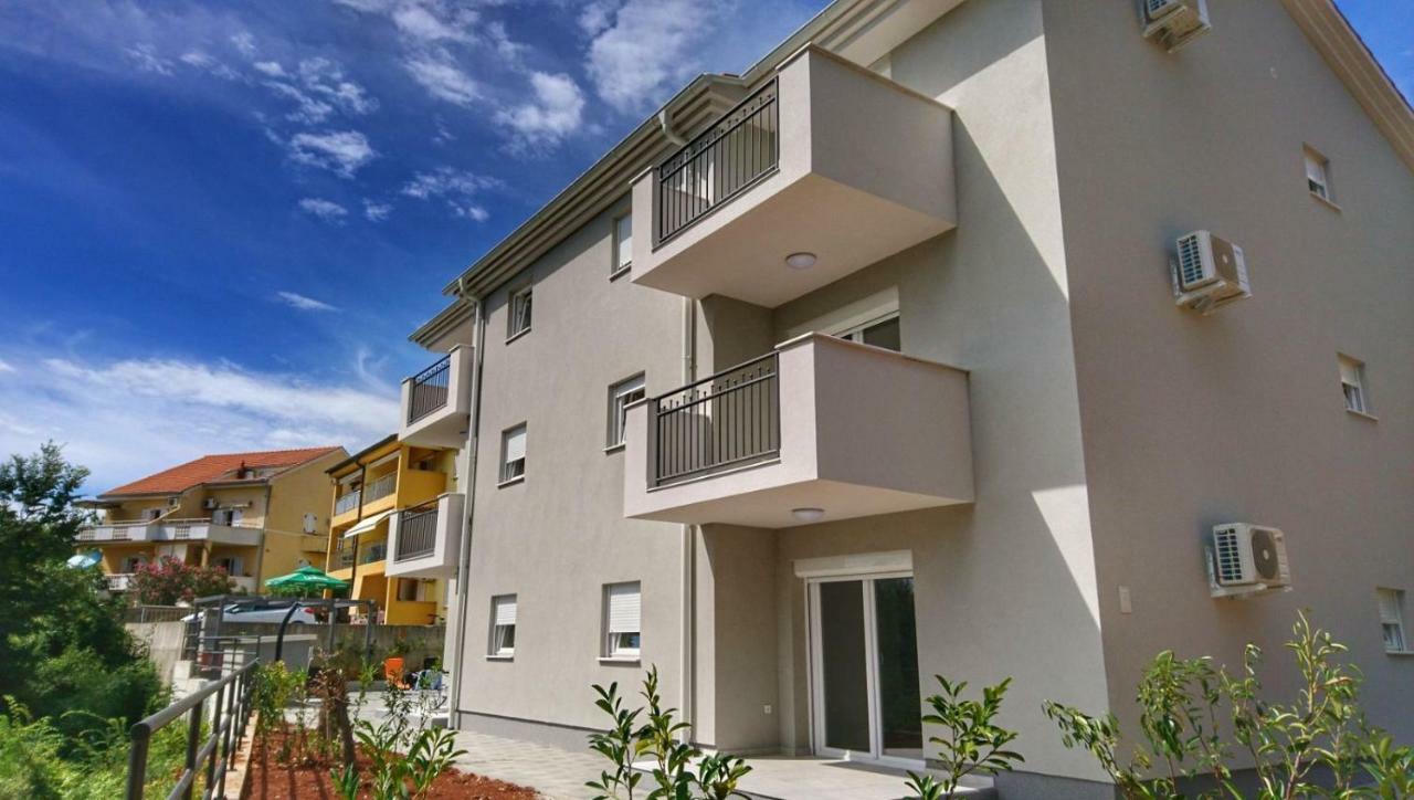 Apartments Ibis Čižići Exterior foto